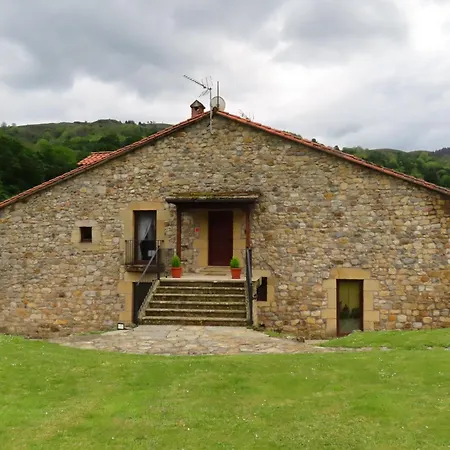 La Casa De Menu Nyaraló