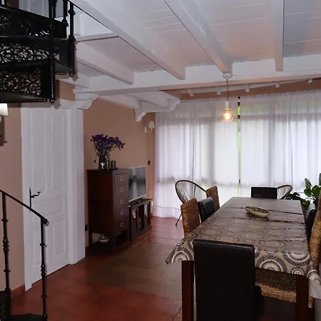 La Casa De Menu Nyaraló *